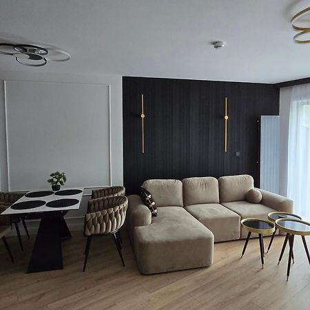 Apartament Stone Hill Z Basenem I Widokiem Na Gory 스클라르스카포렘바 외부 사진