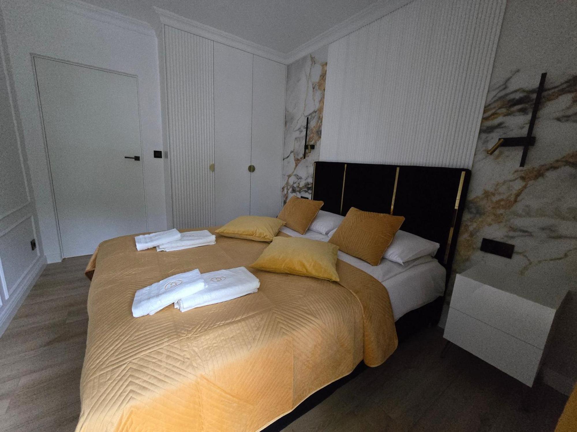 Apartament Stone Hill Z Basenem I Widokiem Na Gory 스클라르스카포렘바 외부 사진